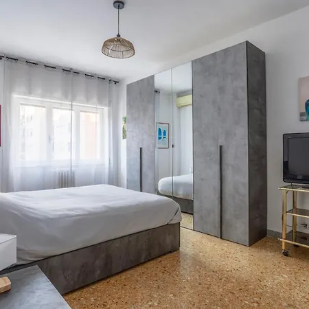 Apartmán Guest Host - Stylish Near Trastevere! *
